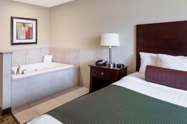 Cobblestone Inn of Durand
